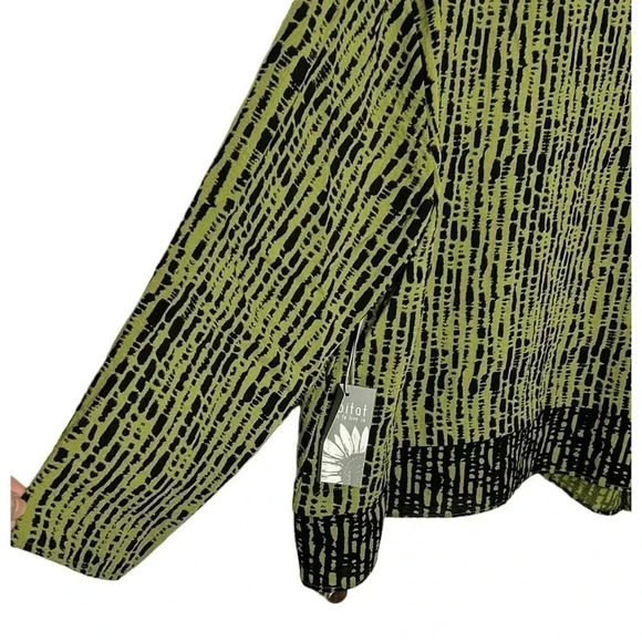 Habitat NEW! Flare,oversized top,PTP 22” sz medium , also have sm Green pullover - Picture 11 of 13